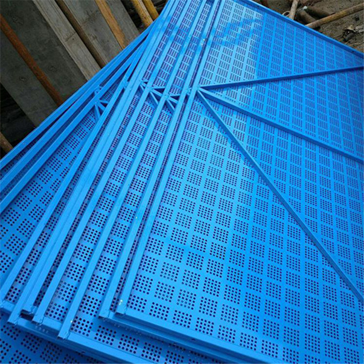 爬架網(wǎng)建筑外腳手架安全防墜沖孔鋼網(wǎng)片工地外墻施工外架鋼板防護(hù)